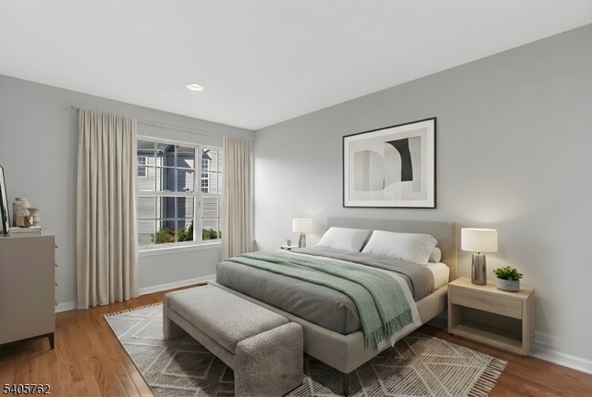 Building Photo - 107 Gladstone Dr