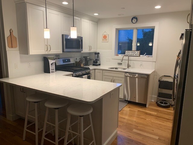 Kitchen - 51 Glen Rd