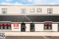 Building Photo - 202 N Jackson St