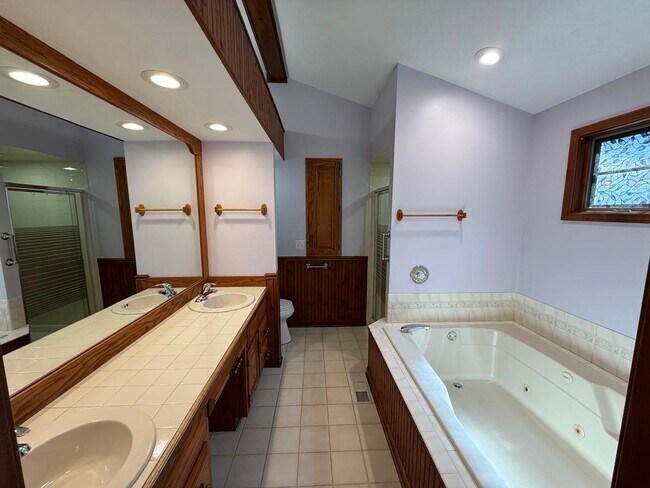 Building Photo - 2610 Barley Ct
