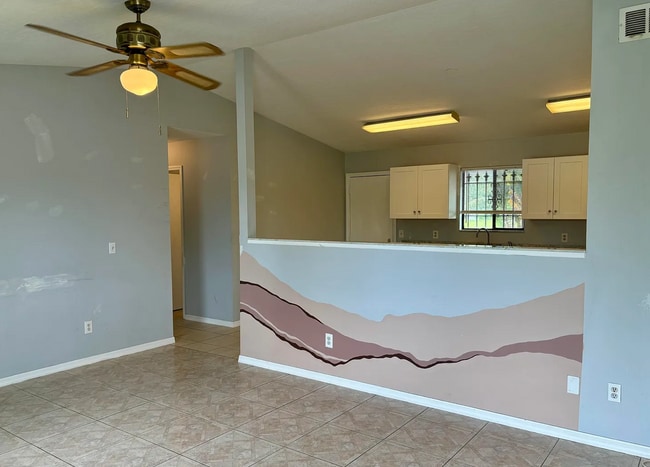 Building Photo - 322 Ixora Ave NW