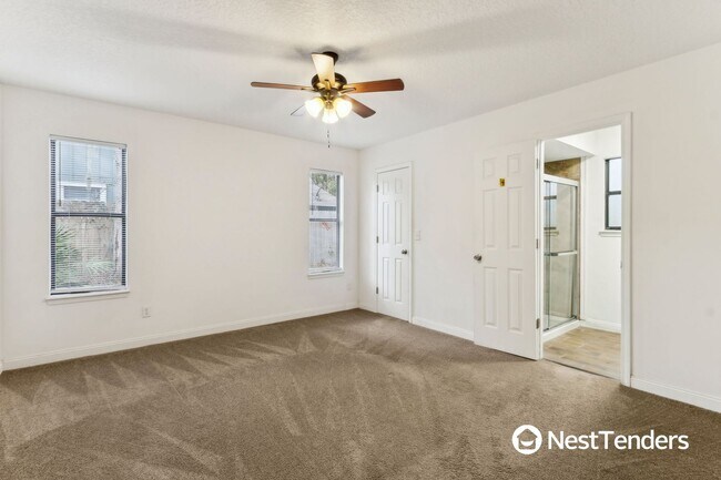 Building Photo - Great Amelia Island Location!