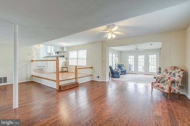 Building Photo - 8414 W Boulevard Dr