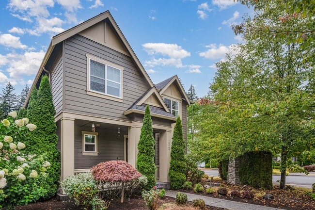 Primary Photo - North East Facing 4 bed 3 bath ready for m...