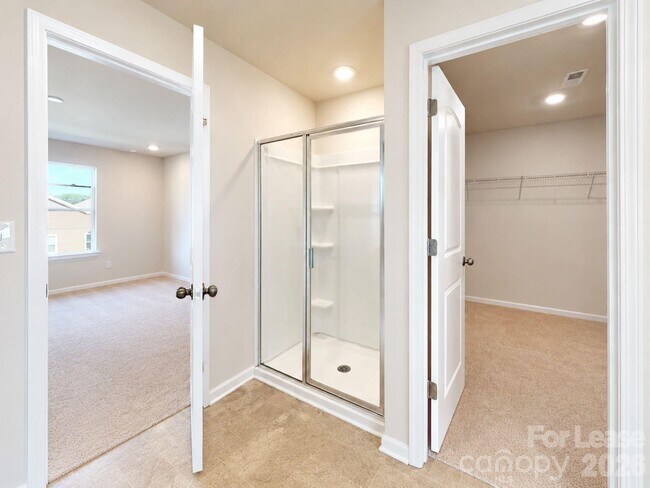 Building Photo - 5030 Markfield Ln