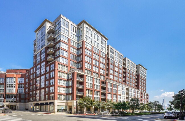 Building Photo - 1125 Maxwell Ln