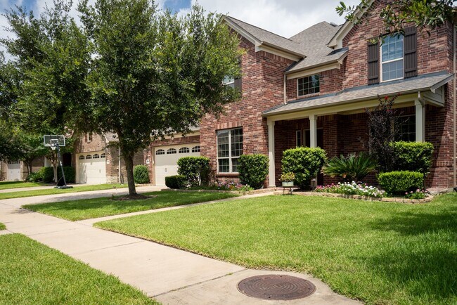 Building Photo - 25614 Somerset Meadows Ct