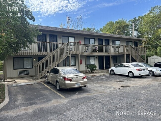 Building Photo - 3950 N Cherry St