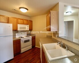 Building Photo - Great Condo in Greeley