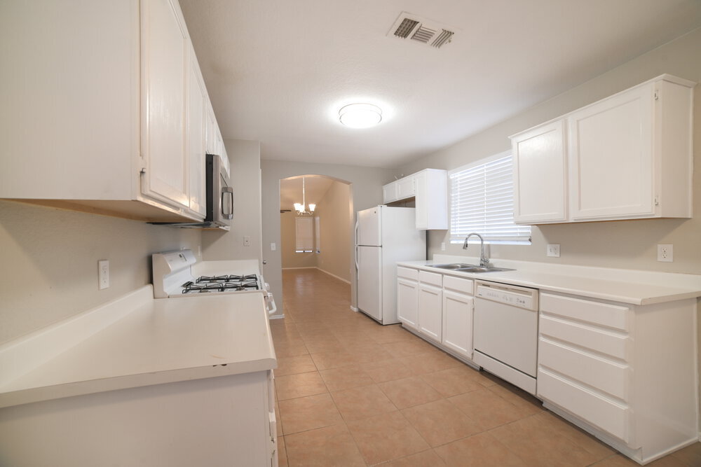 Building Photo - 8556 W Ocotillo Rd
