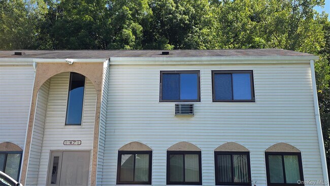 Building Photo - 47 Scarborough Ln