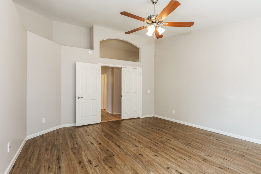 Building Photo - 6115 W Park View Ln