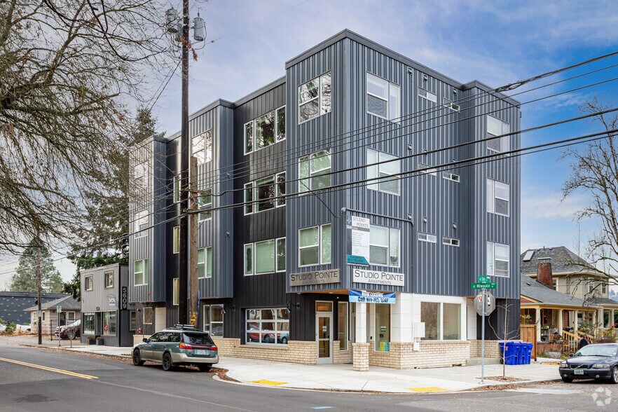 Studio Pointe Apartments 5605 SE Milwaukie Ave Portland OR 97202