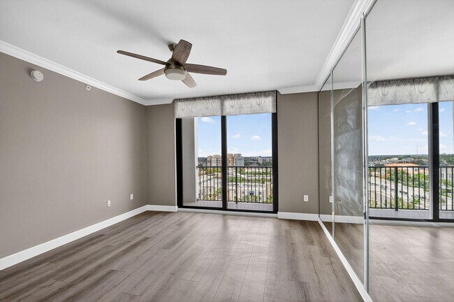 Building Photo - 651 Okeechobee Blvd