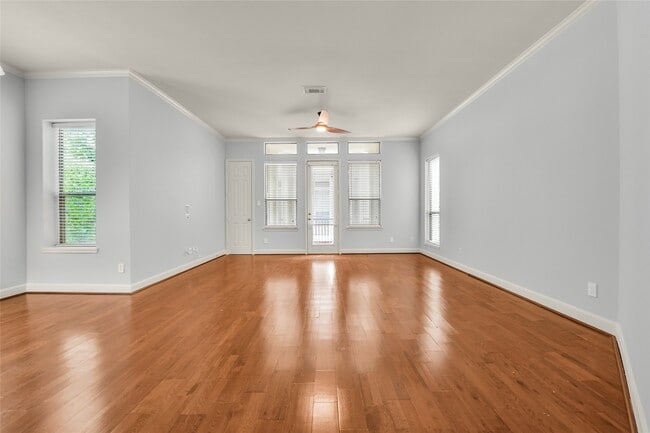 Building Photo - 1607 W Dallas St