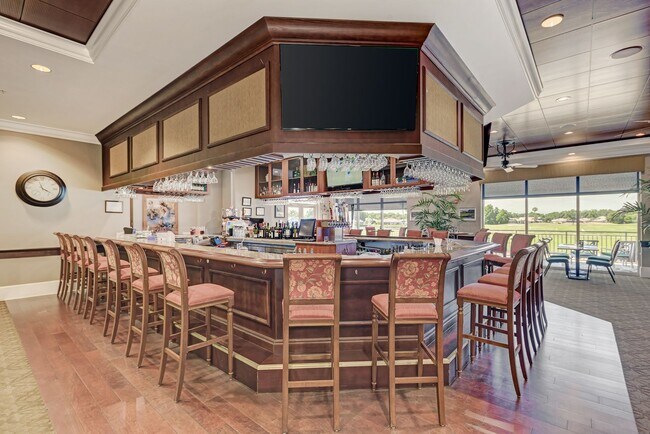 Building Photo - 6330 Green Oaks Cir
