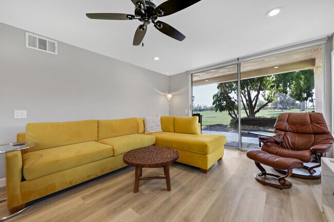 Building Photo - 41 Sunrise Dr