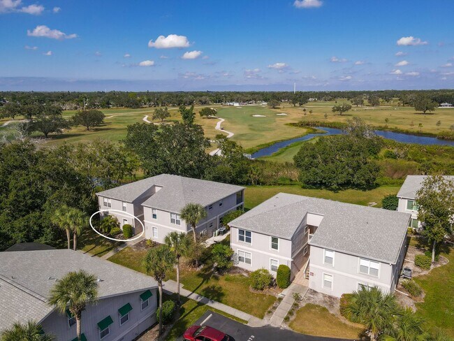 Building Photo - 2BR | 2Bath Central Sarasota Townhouse