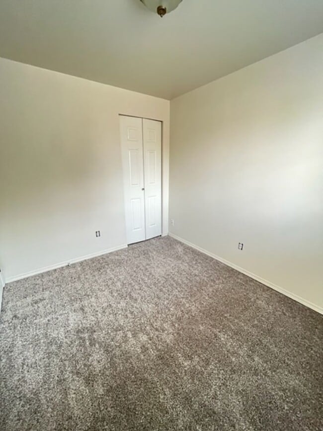 Building Photo - 3 Bedroom 2 Bath Home in Marysville!