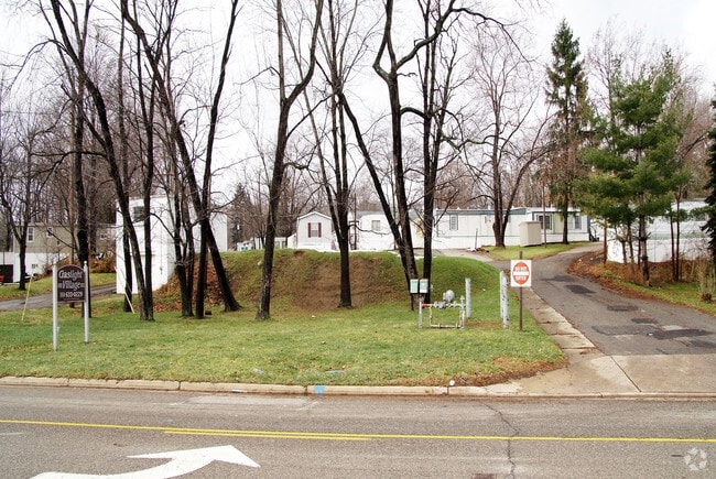 Primary Photo - Gaslight Village