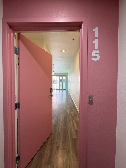 Building Photo - 1234 Wilshire Blvd