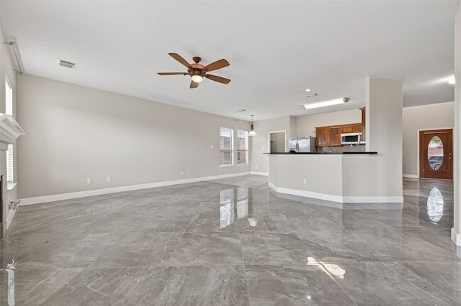 Building Photo - 2610 Argos Dr