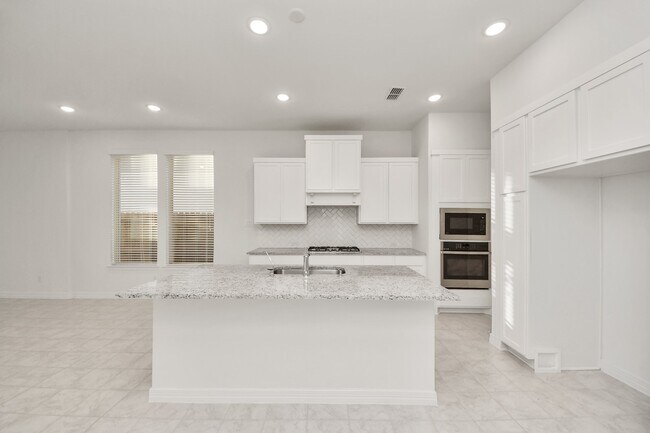 Building Photo - 6707 Regatta Park Ln