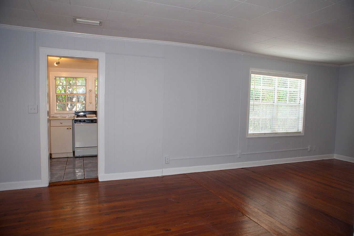 Building Photo - 419 43rd St