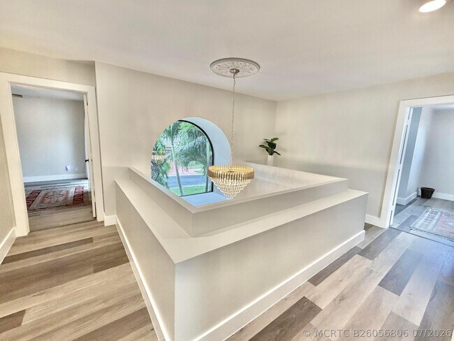 Building Photo - 6411 Via Rosa