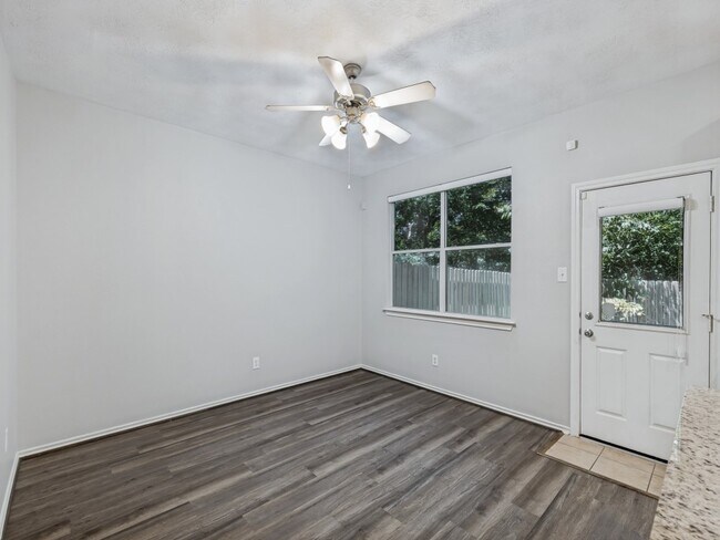 Building Photo - 151 N Burberry Park Cir