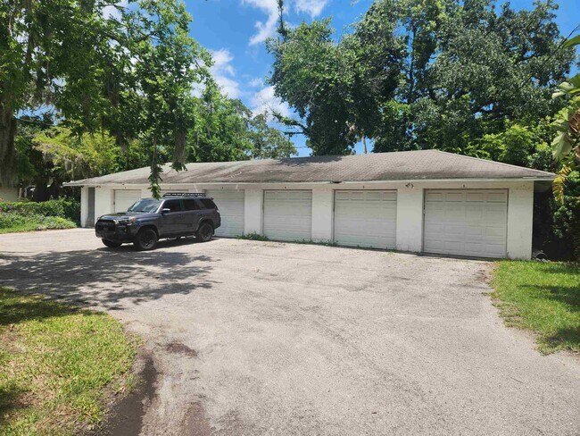 Building Photo - 55 Riberia St