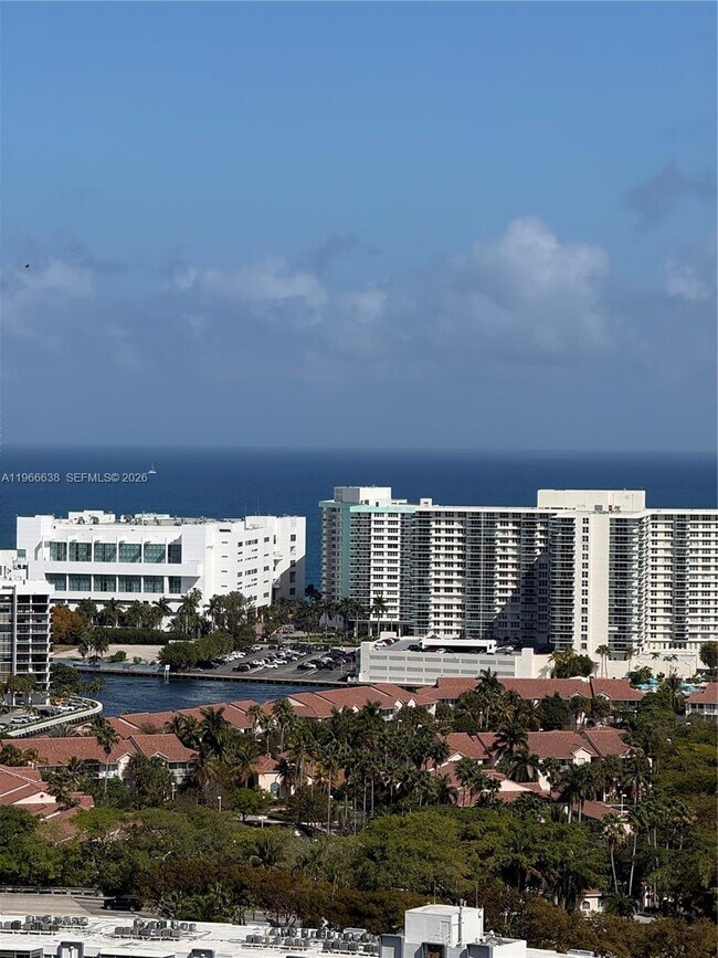 Building Photo - 1755 E Hallandale Beach Blvd