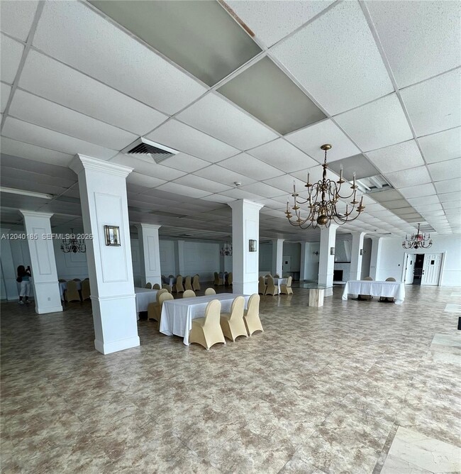 Building Photo - 7135 Collins Ave