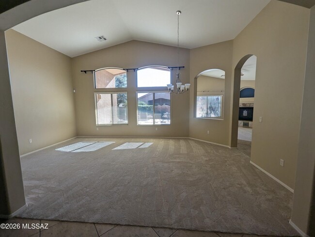 Building Photo - 651 W Sonatina Ln