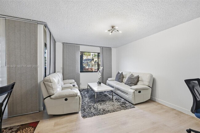 Building Photo - 1659 NW 81st Way