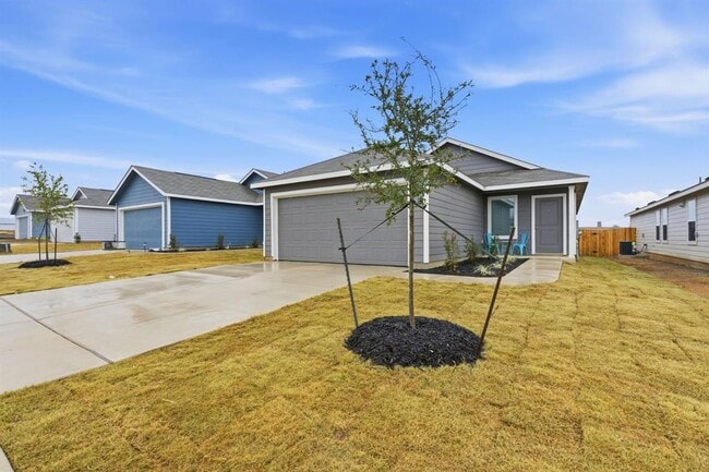 Building Photo - 511 Paris St