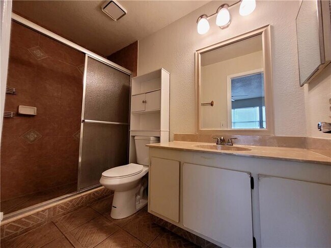 Building Photo - 11096 Royal Palm Blvd