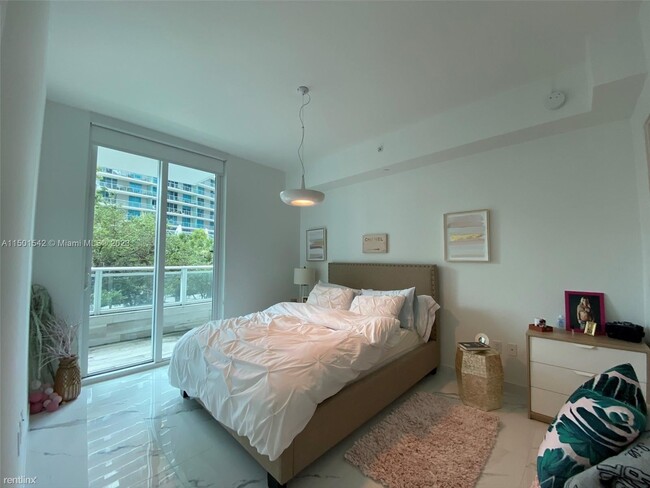 Building Photo - 1 br, 1 bath Condo - 1080 Brickell Ave Uni...