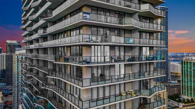 Building Photo - 1300 S Miami Ave