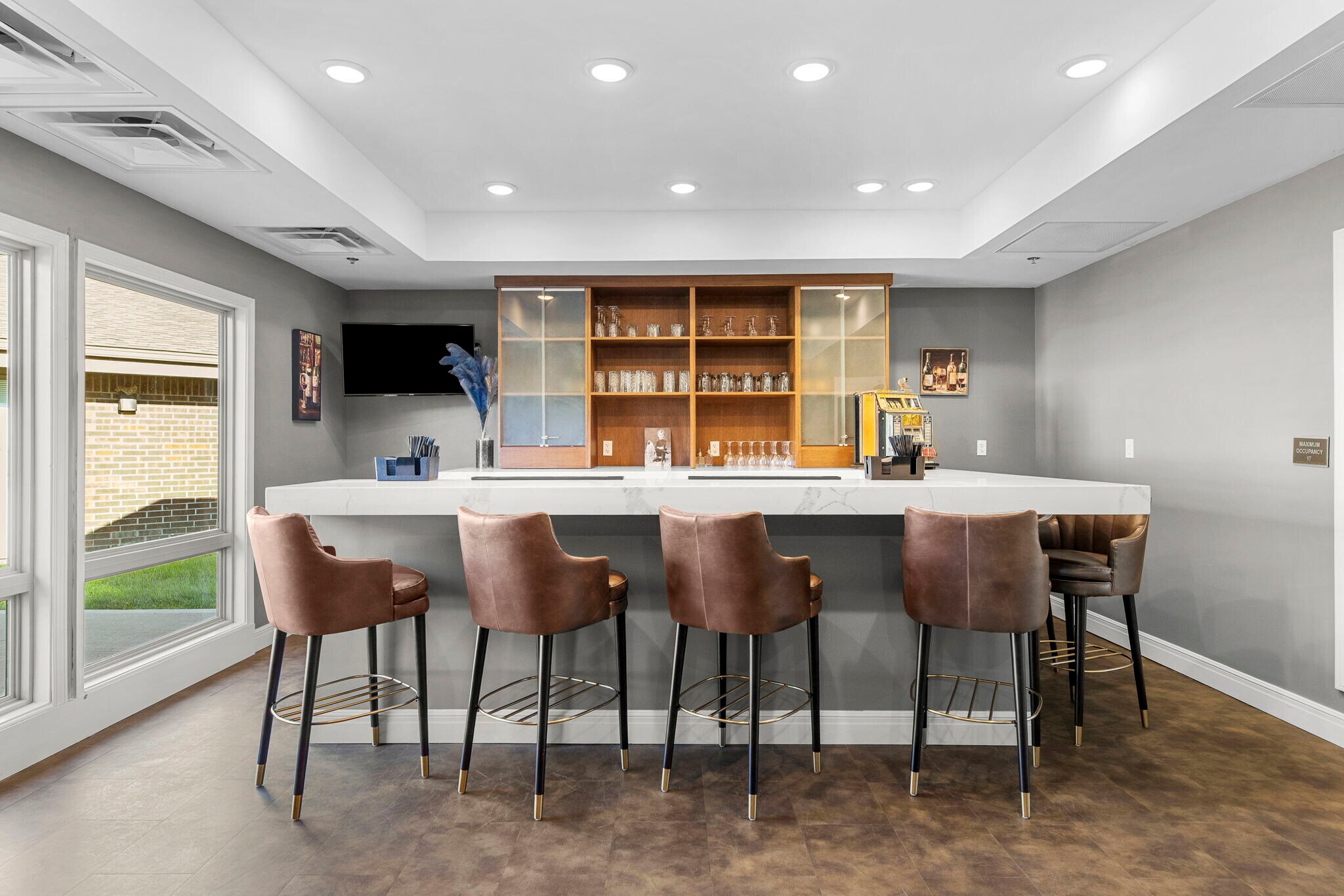 Building Photo - 2900 NE Kendallwood Pkwy