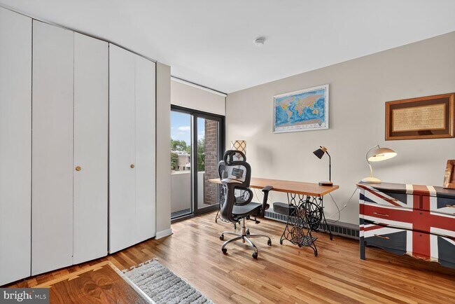 Building Photo - 333 N St SW