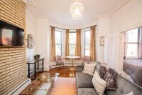 Building Photo - 1 bedroom in Brookline MA 02445