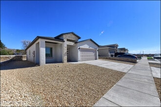 Building Photo - 7830 Estrella