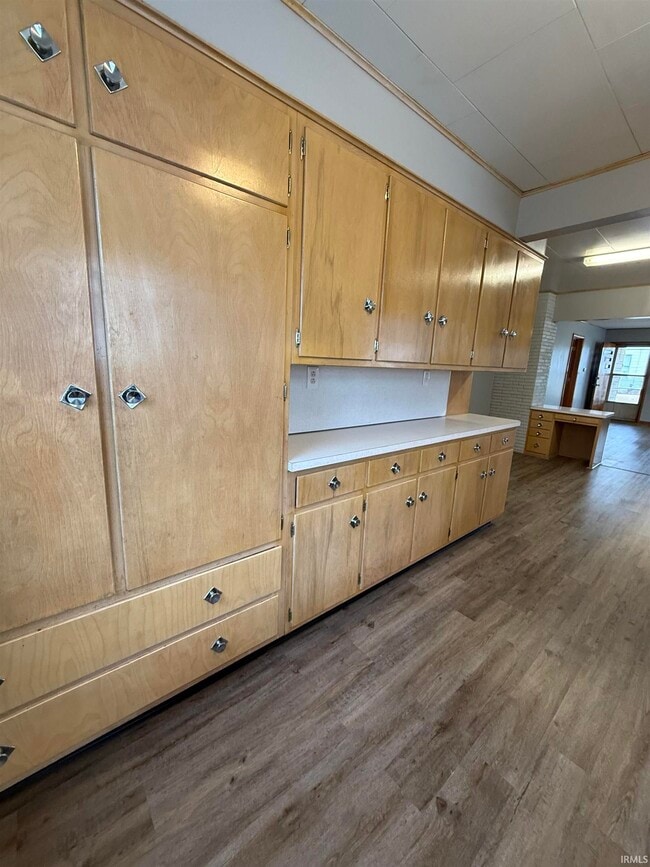 Building Photo - 1333 Hart St