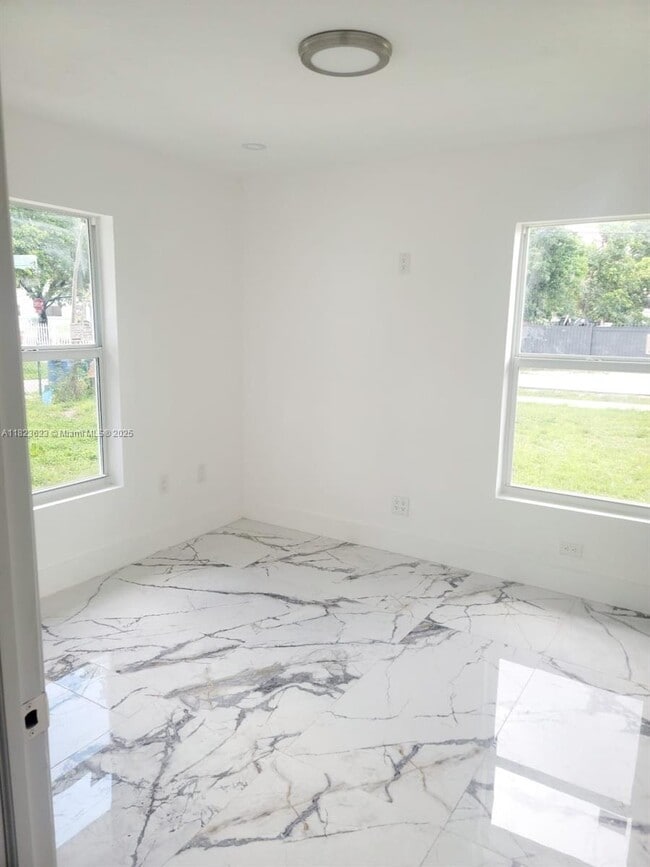 Building Photo - 6600 NW 29th Ave