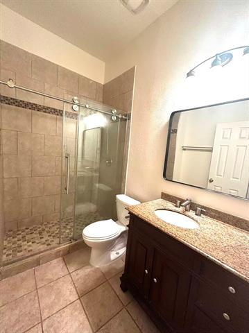 Building Photo - 4420 Lansbury Ln