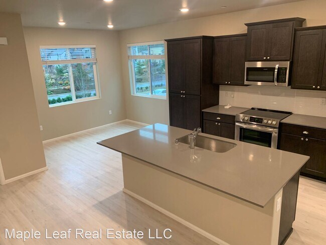 Building Photo - 3 br, 2.5 bath House - 32661 Ten Trails Pk...