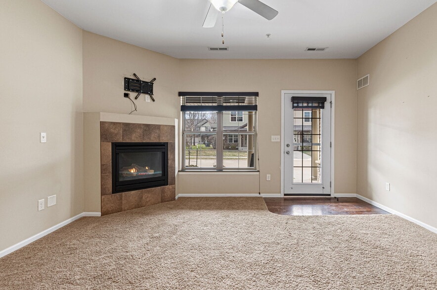 Building Photo - 414 Churchill Dr