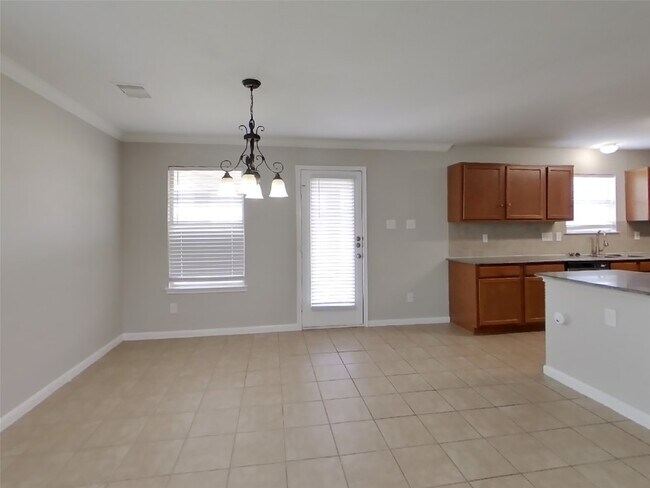 Building Photo - 20603 Fair Castle Dr