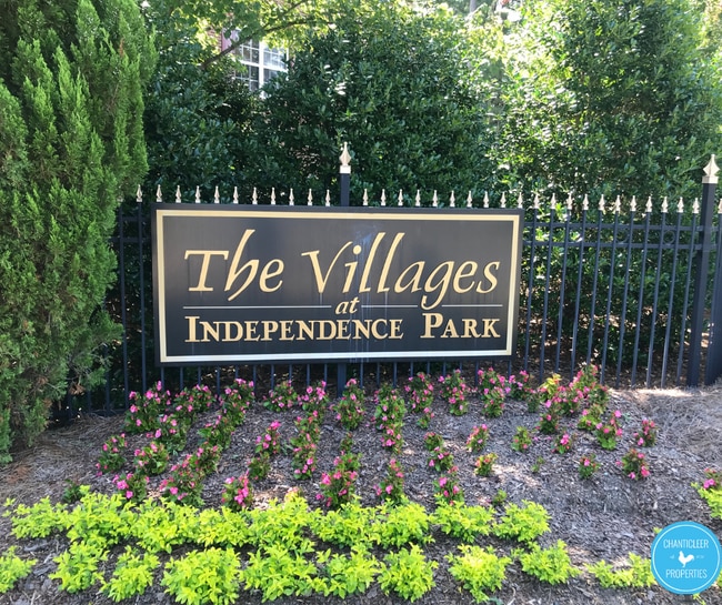 Building Photo - 882 Saratoga Dr